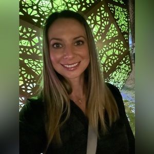 Meet your Posher, Jenny